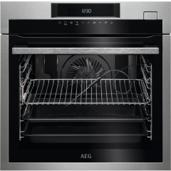 AEG BSE774320M SteamCrisp Quarter Steam + Pyrolytic oven with ProSight touch controls, white LEDs, S