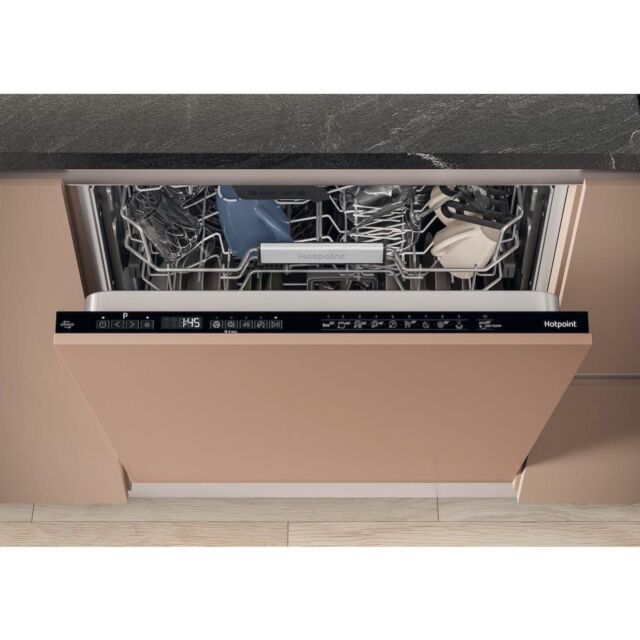 Hotpoint Hydroforce Full Size Built In Dishwasher - 14 Place Setting - C Rated - H8I HP42 L UK