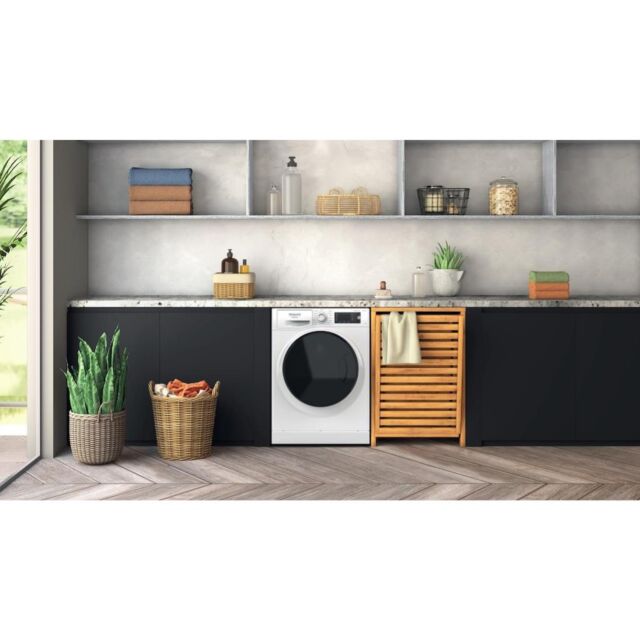 Hotpoint NLCD1048WDAUK ActiveCare Freestanding 10kg Washing Machine - White - A-20%