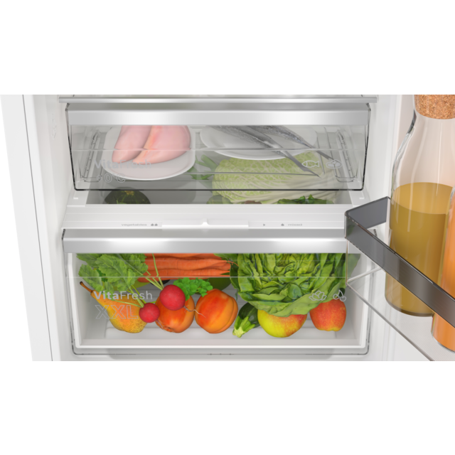 Bosch KIN96VFD0, Built-in fridge-freezer with freezer at bottom