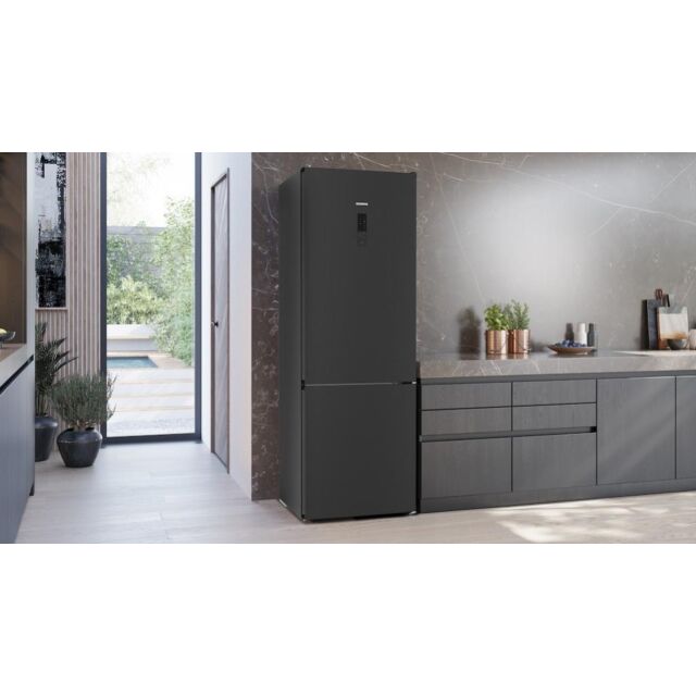 Siemens KG49NXXCF, Free-standing fridge-freezer with freezer at bottom
