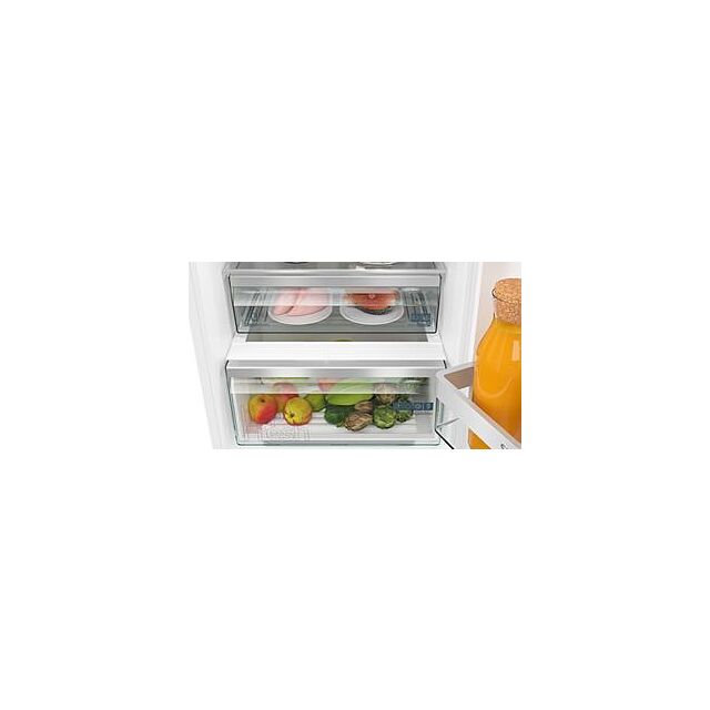 Siemens KI86NVFE0G, Built-in fridge-freezer with freezer at bottom