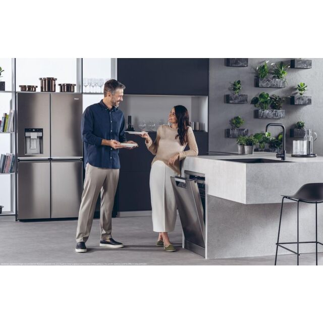 Haier XF 5C4M1X-80 Freestanding 60cm 15 Place Setting Dishwasher