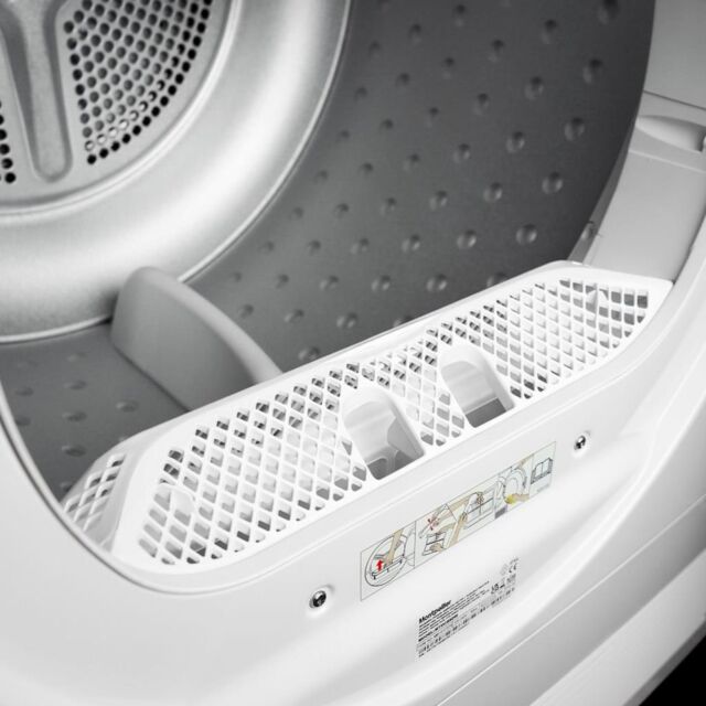 Montpellier MHP10SDW 10kg Heatpump Sensor Tumble Dryer - White
