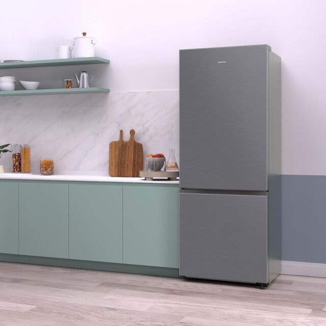Samsung RB53DG703CS9EU Fridge Freezer with SpaceMax™ Technology - Silver