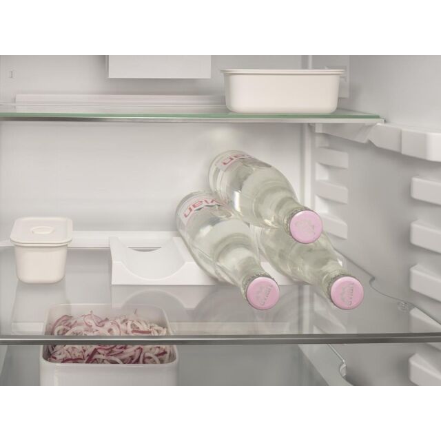 Liebherr ICNe5133 Fully Integrated Fridge Freezer