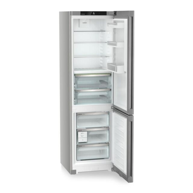 Liebherr CBNsfd5723 Freestanding Fridge Freezer with BioFresh and NoFrost
