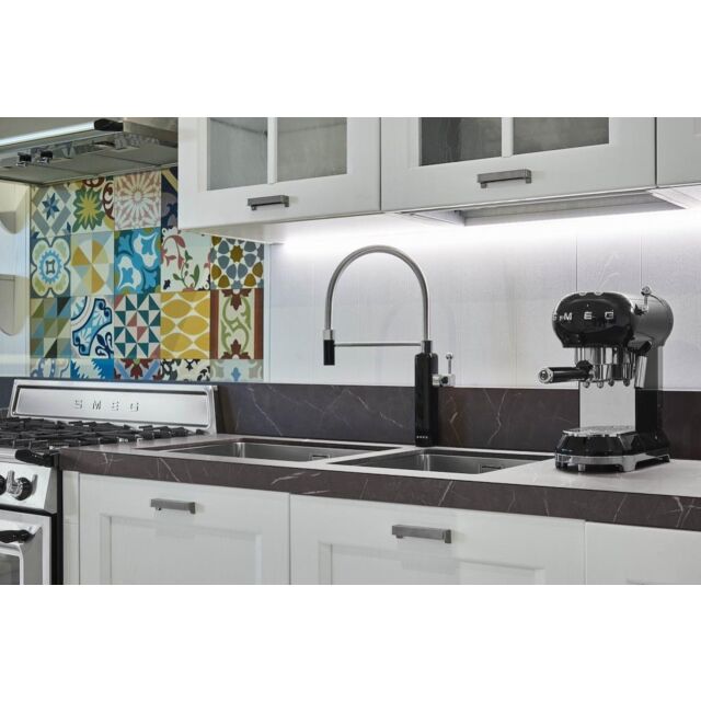 Smeg MDF50BL Tap, Black
