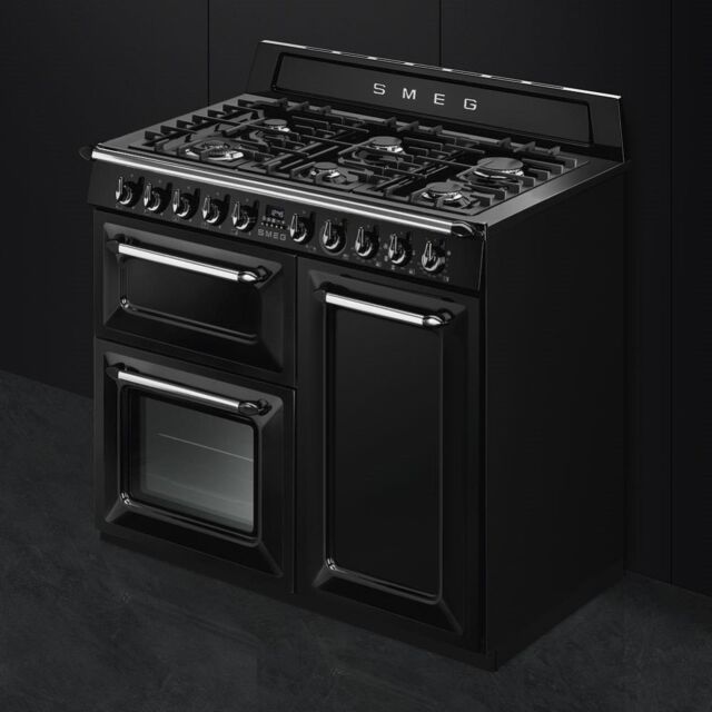 Smeg TR103BL 100cm Victoria Dual Fuel Range Cooker, Black