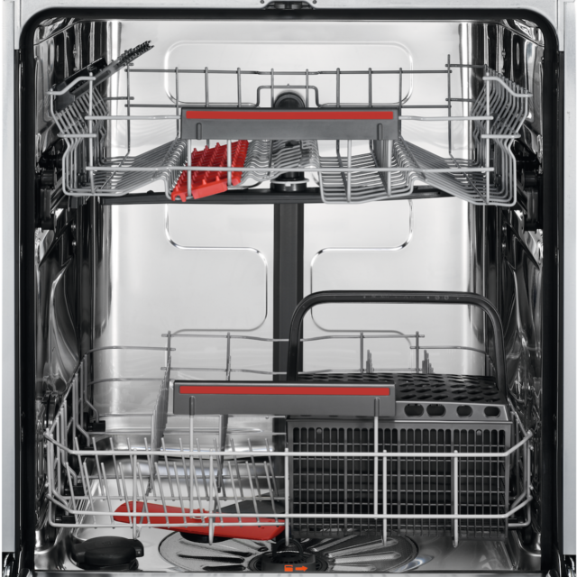 AEG FFB53617ZM 6000 SatelliteClean Freestanding Dishwasher with AirDry Technology + 13 Place Settings