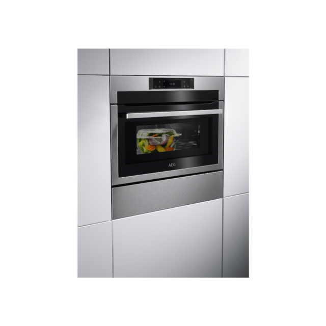 AEG KME761080M 8000 CombiQuick Integrated Combi Microwave and Oven