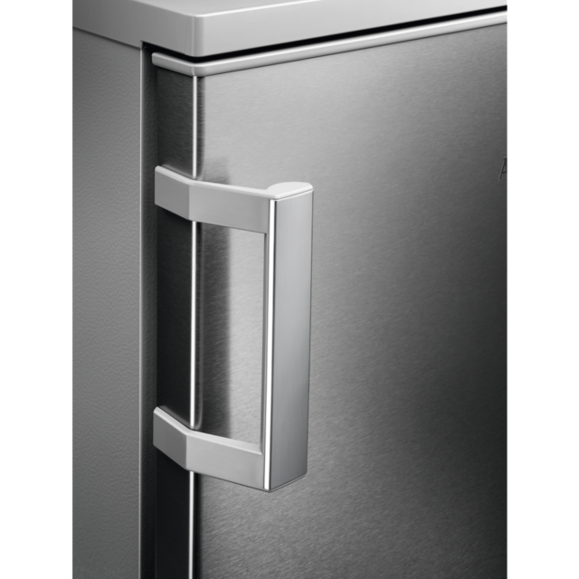 AEG RTB515E1AU 3000 Series Freestanding Undercounter Fridge