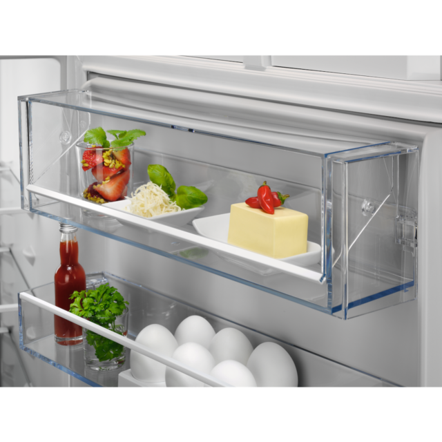 AEG TSC7M181DS 7000 Series Built-In NoFrost Fridge Freezer