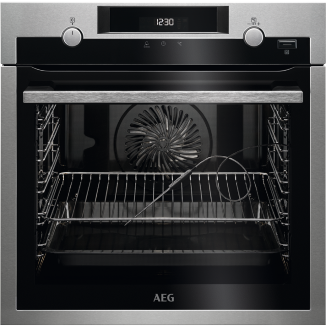 AEG BPS556020M SteamBake Pyrolytic Multifunction oven with retractable rotary controls, food probe, 